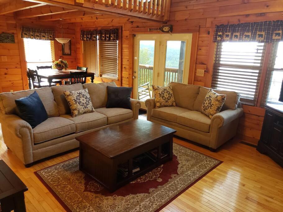塞维尔维尔Yogi'S Den: Breathtaking Views! 3 Min To Dollywood, On 1 Acre!别墅 外观 照片