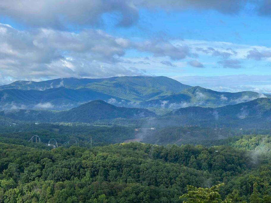 塞维尔维尔Yogi'S Den: Breathtaking Views! 3 Min To Dollywood, On 1 Acre!别墅 外观 照片